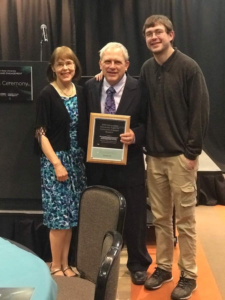 Michael Boivin accepting award